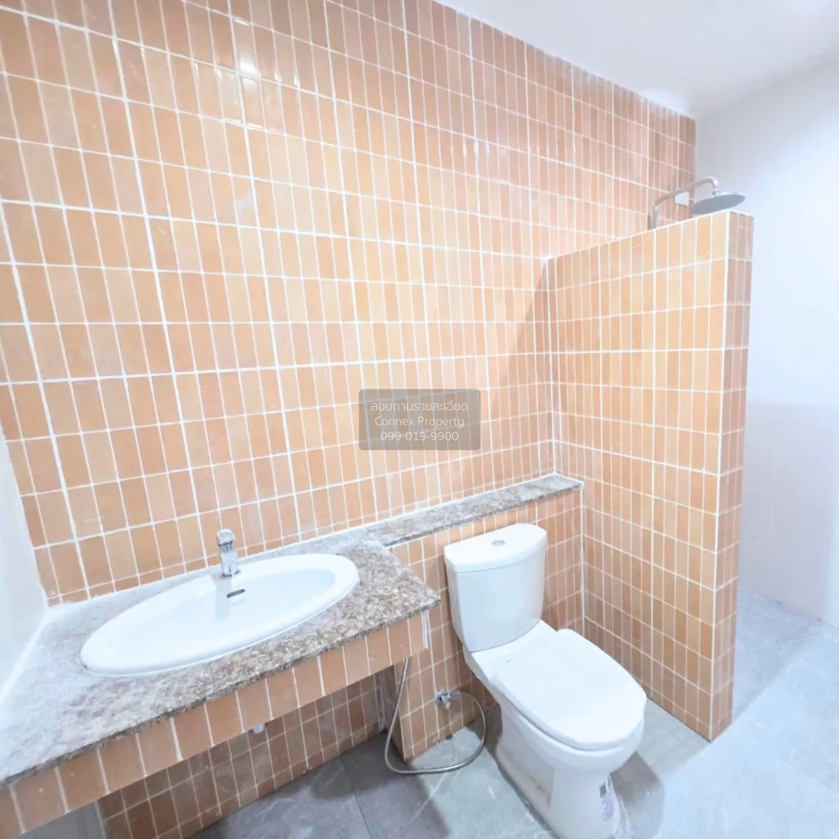 For Sale Townhouse/Townhome  , Phanason Villa , Wichit , Mueang P
