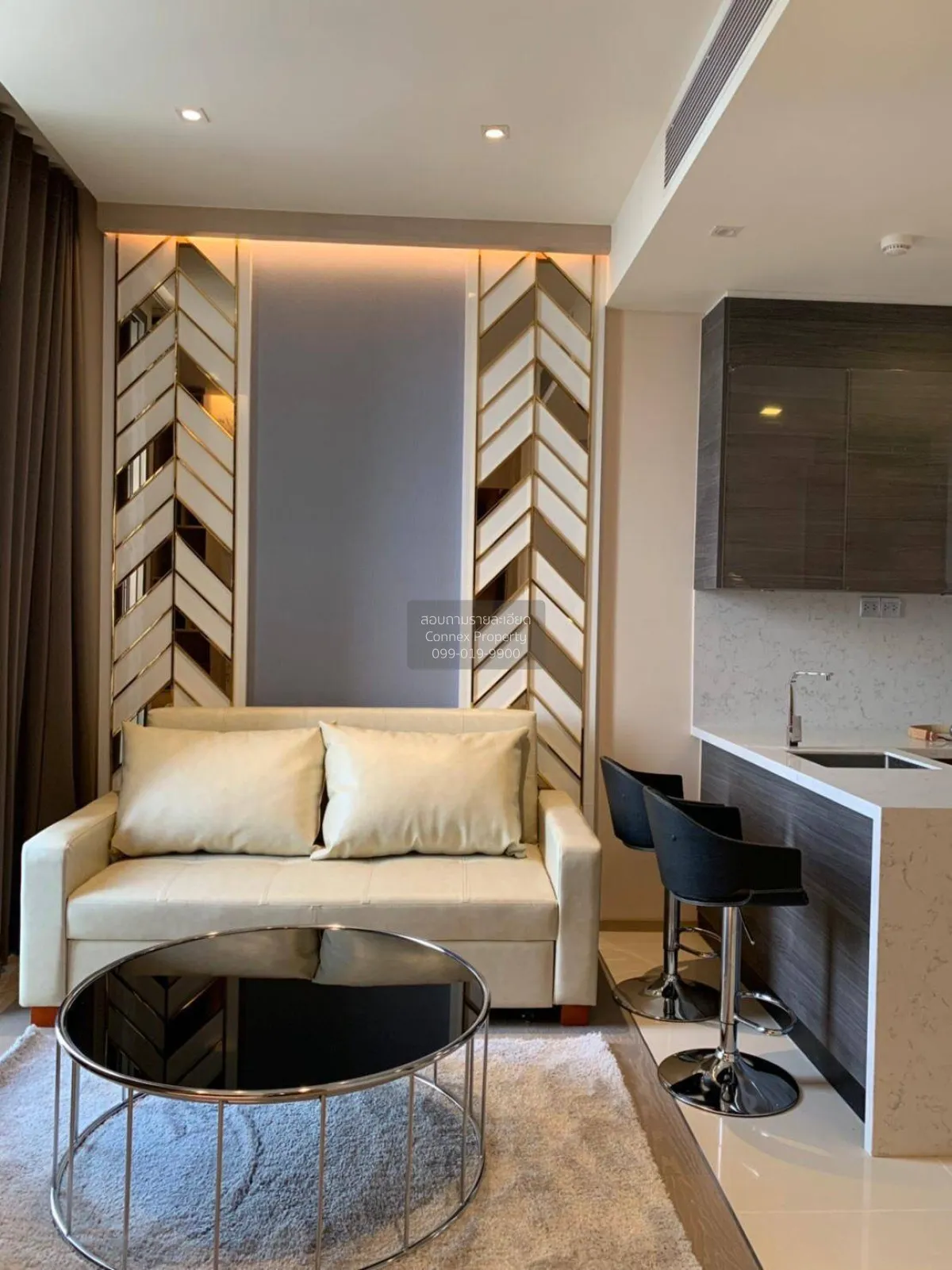 For Rent Condo , The Esse Asoke , high floor , BTS-Asok , Khlong  1