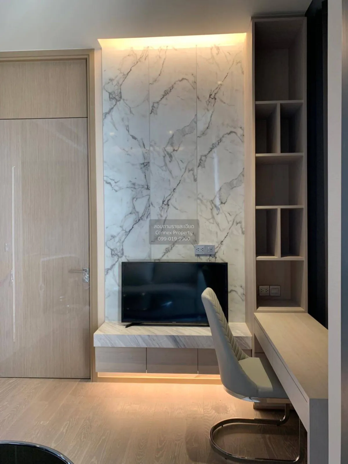 For Rent Condo , The Esse Asoke , high floor , BTS-Asok , Khlong  2