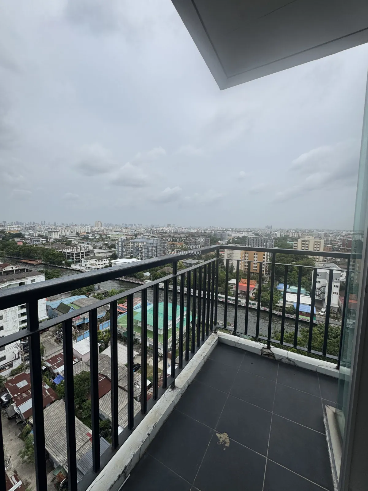For Sale Condo , Chewathai Ramkhamhaeng , nice view , high floor 