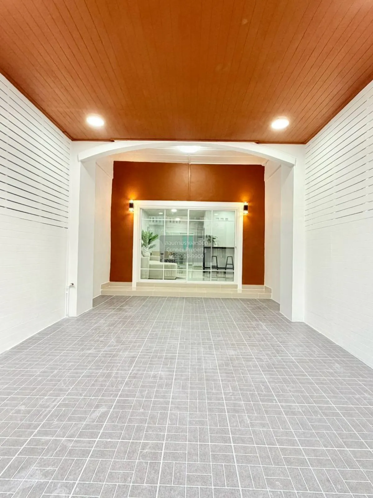 For Sale Townhouse/Townhome  , Baan Pichada , newly renovated , P 3