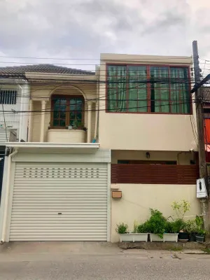 ขายทาวน์เฮ้าส์/ทาวน์โฮม  บ้านอยู่เจริญ 779 MRT-ห้วยขวาง สามเสนนอก เขต ห้วยขวาง กรุงเทพ CX-170451