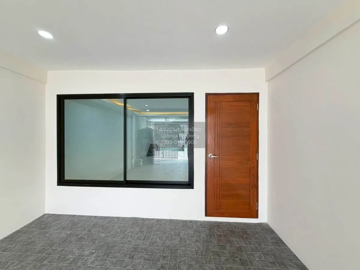 ขายบ้าน  บ้านอมรพันธ์ 9 หน้ากว้าง รีโนเวทใหม่ ลาดพร้าว เขต ลาดพร้