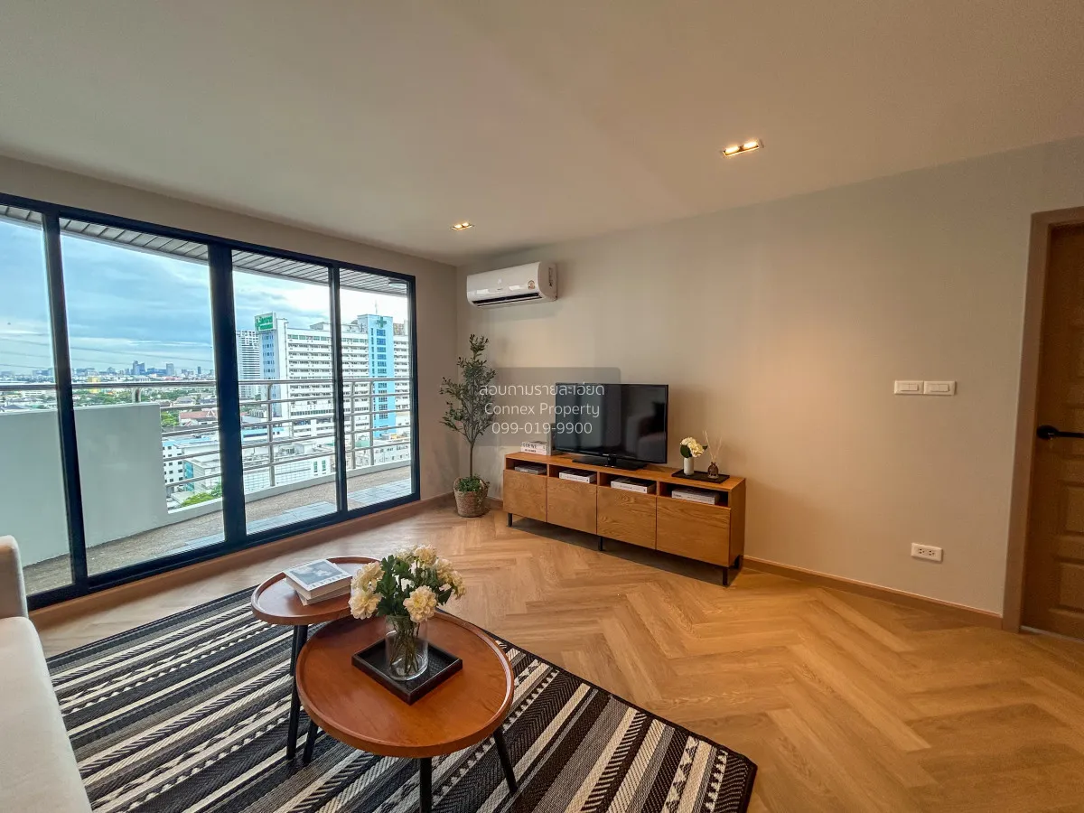 ขายคอนโด  คอนโด ฟลอล่า วิลล์ วิวสวย ชั้นสูง ห้องมุม รีโนเวทใหม่ A 3