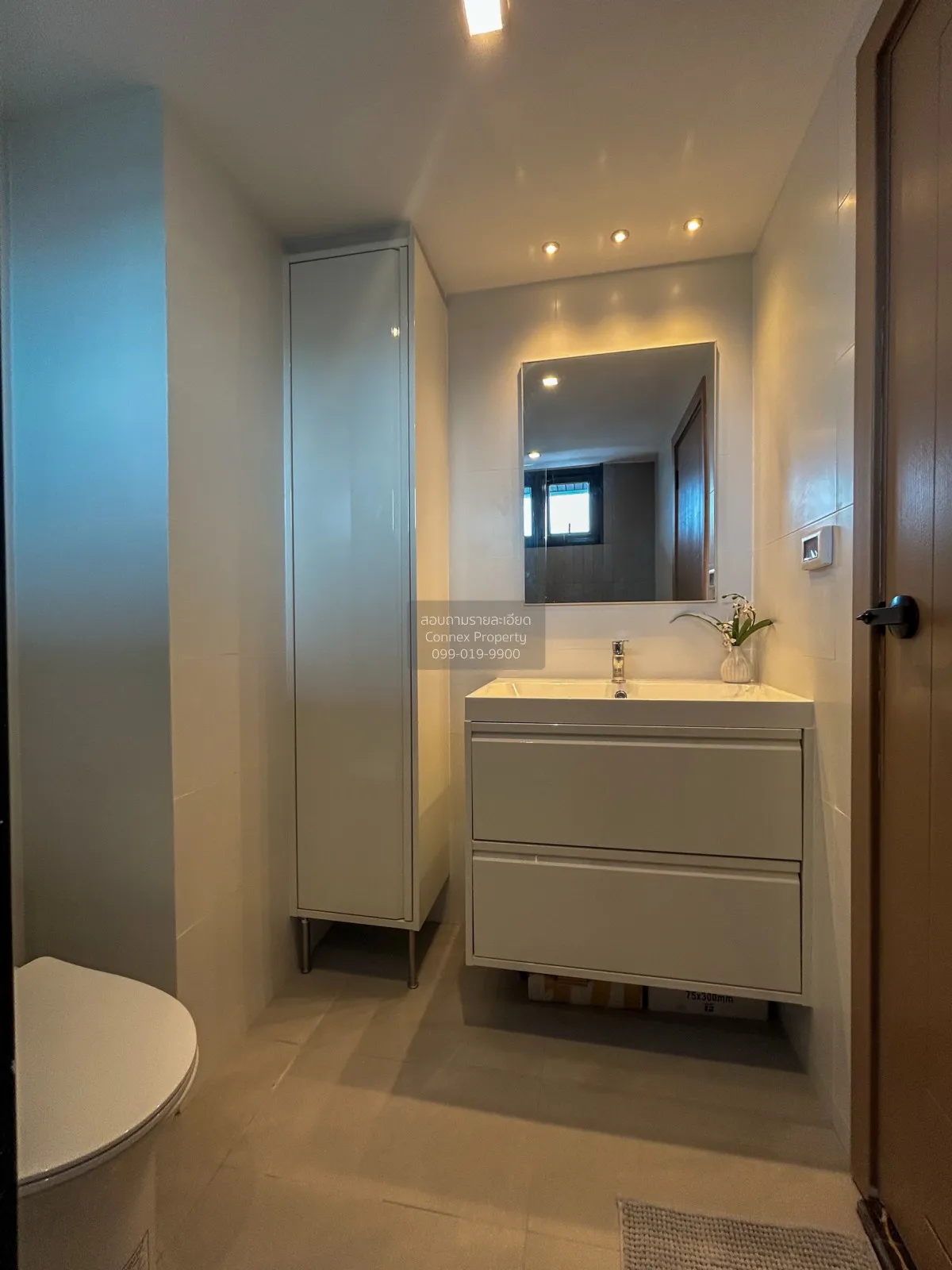 For Sale Condo , Flora Ville condo , nice view , high floor , cor