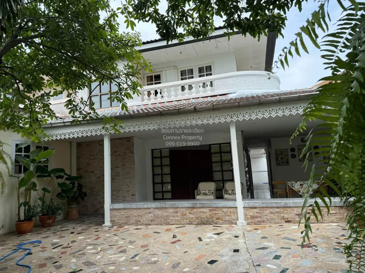 For Rent Detached house for rent, close to The nines rama9 , Suan