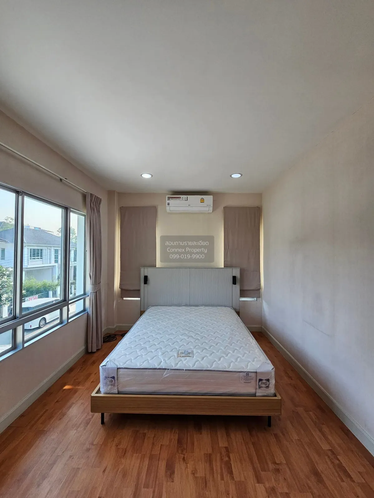 For Rent House , Life Bangkok Boulevard Ramindra 105 , corner uni