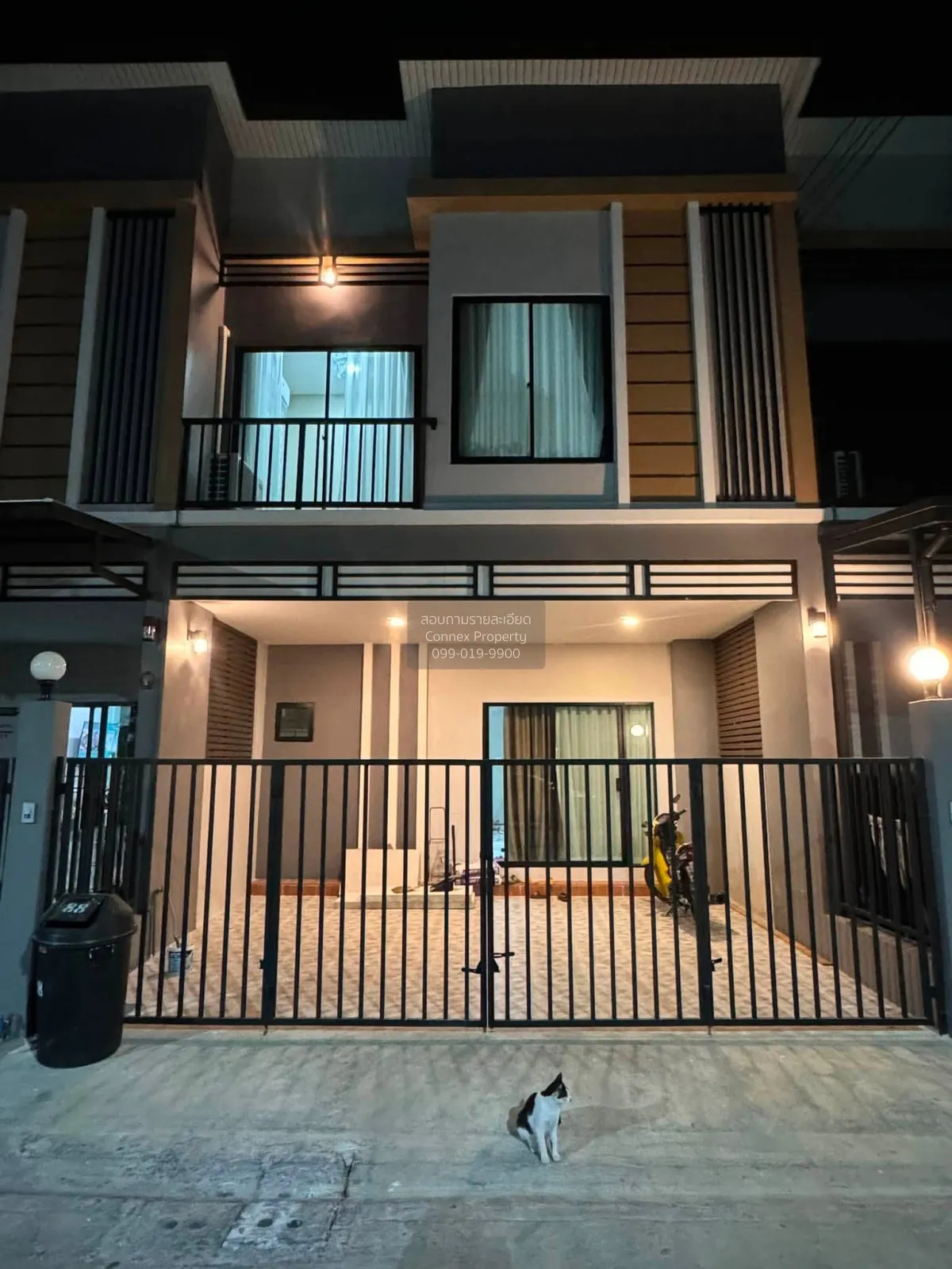 For Rent Big townhome at The Atrium, Plusin 20, Soi 5 , Khlong Th 2