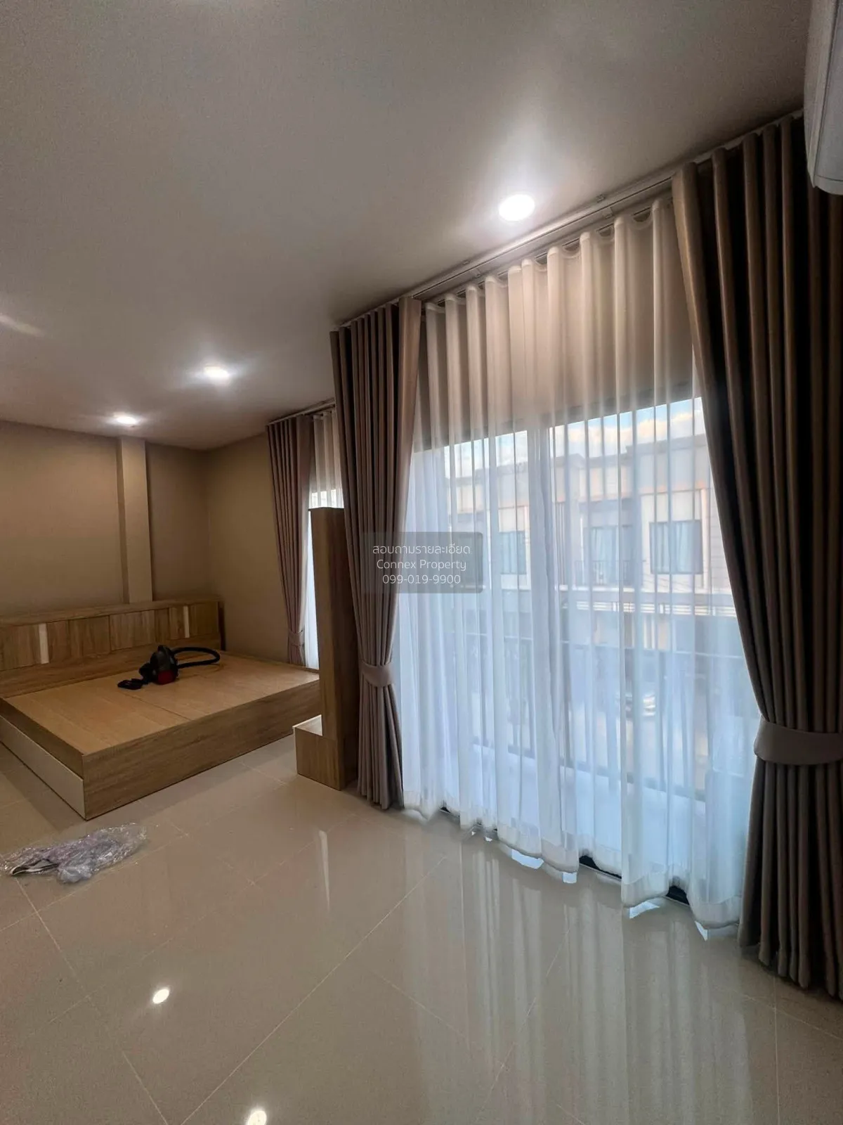 For Rent Big townhome at The Atrium, Plusin 20, Soi 5 , Khlong Th
