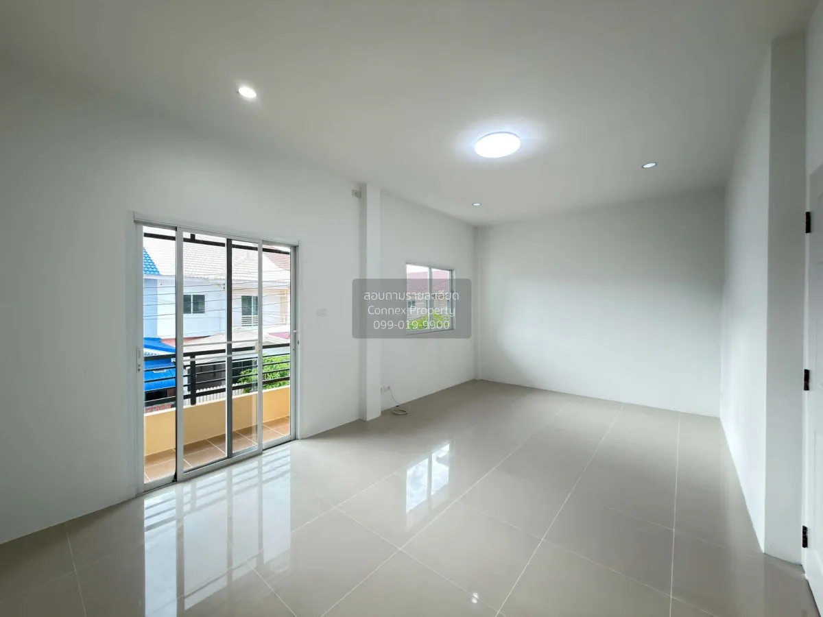 ขายทาวน์เฮ้าส์/ทาวน์โฮม  บ้านมณฑล 8 เลียบคลองทวีวัฒนา รีโนเวทใหม่