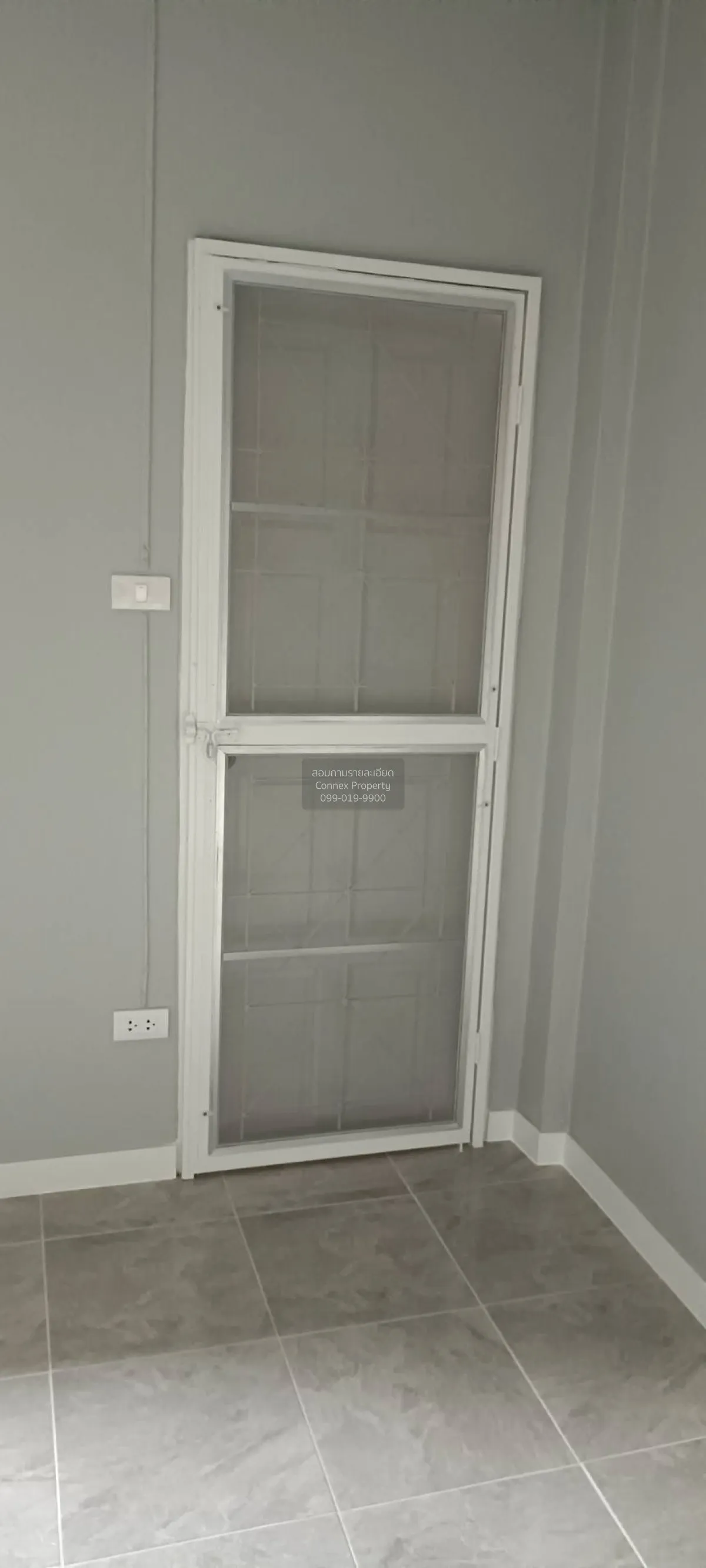 For Sale Townhouse/Townhome  , Niyom Villa , newly renovated , Ba