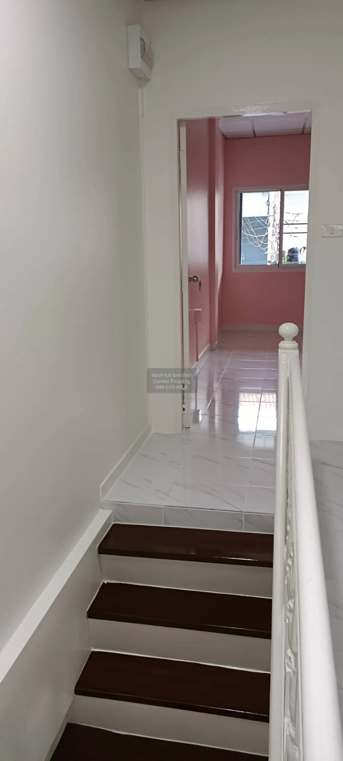 For Sale Townhouse/Townhome  , Niyom Villa , newly renovated , Ba