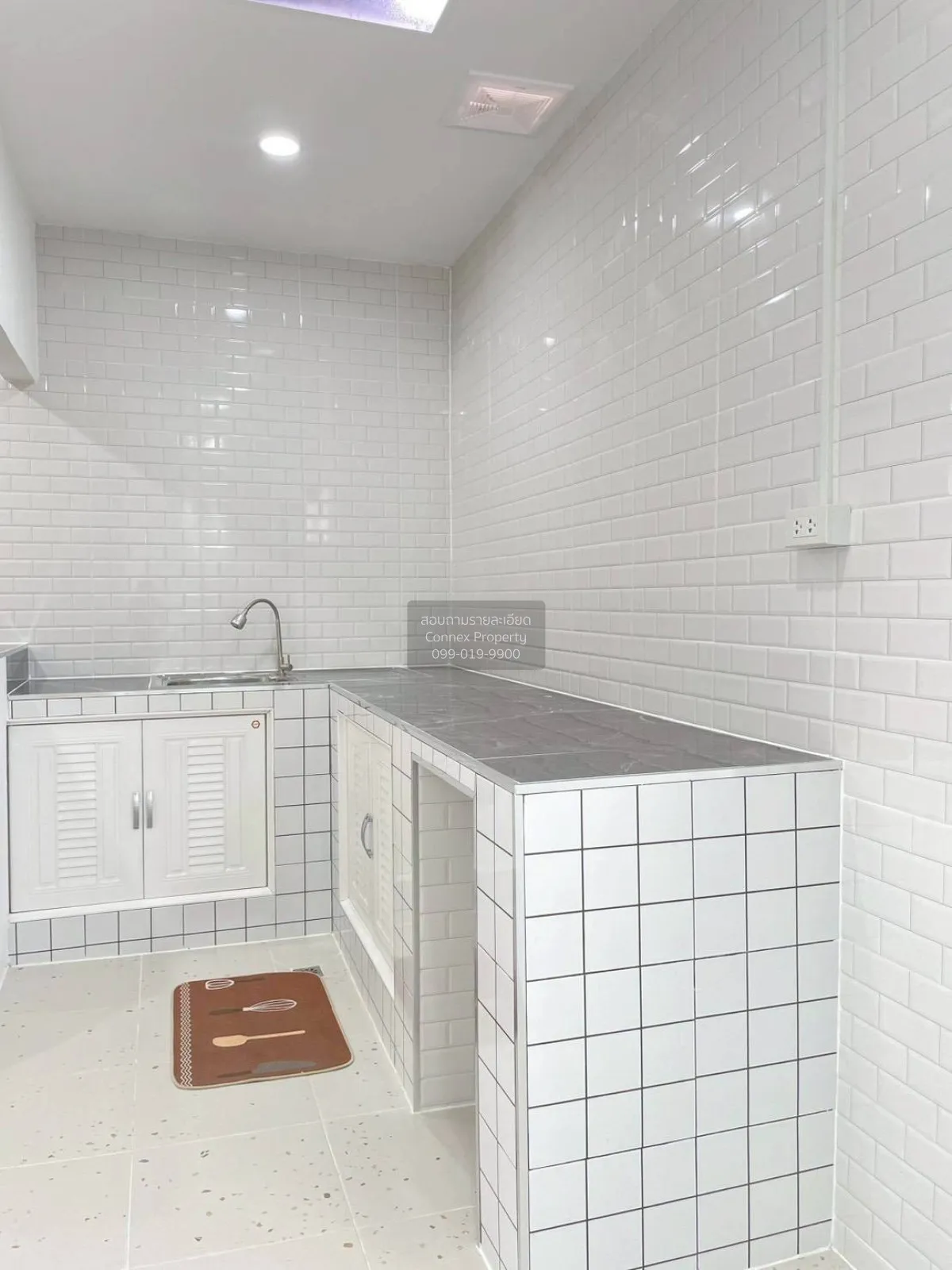 For Sale Townhouse/Townhome  , Piyawararom Klong 4 , Bueng Yitho 