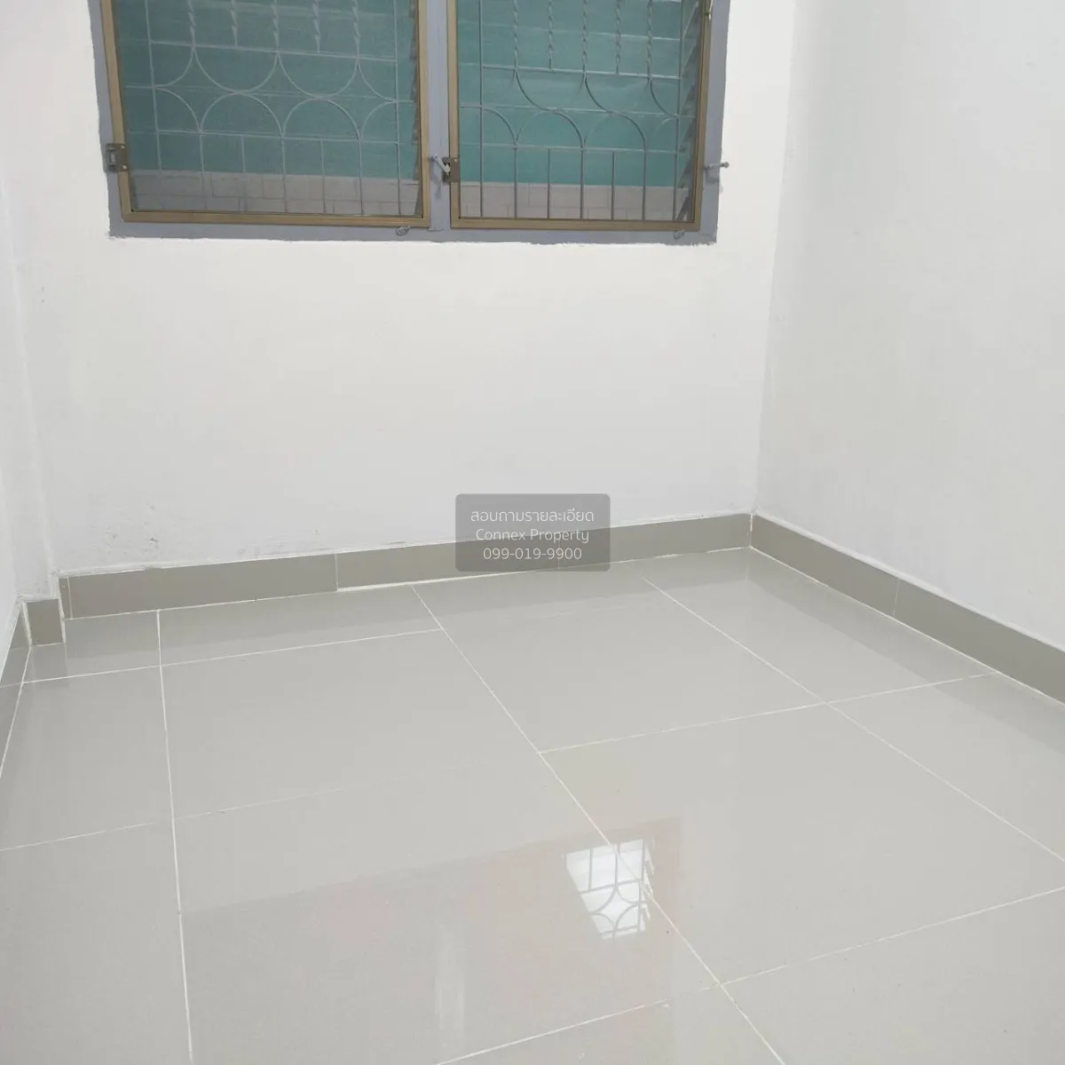 For Sale Townhouse/Townhome  , Ban Pradu Daeng , newly renovated 