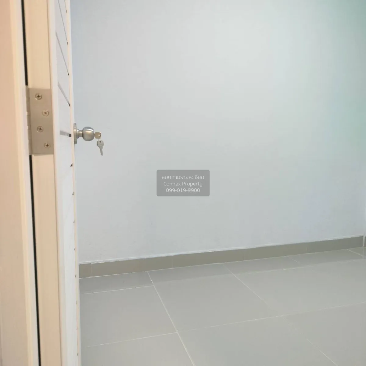 For Sale Townhouse/Townhome  , Ban Pradu Daeng , newly renovated 