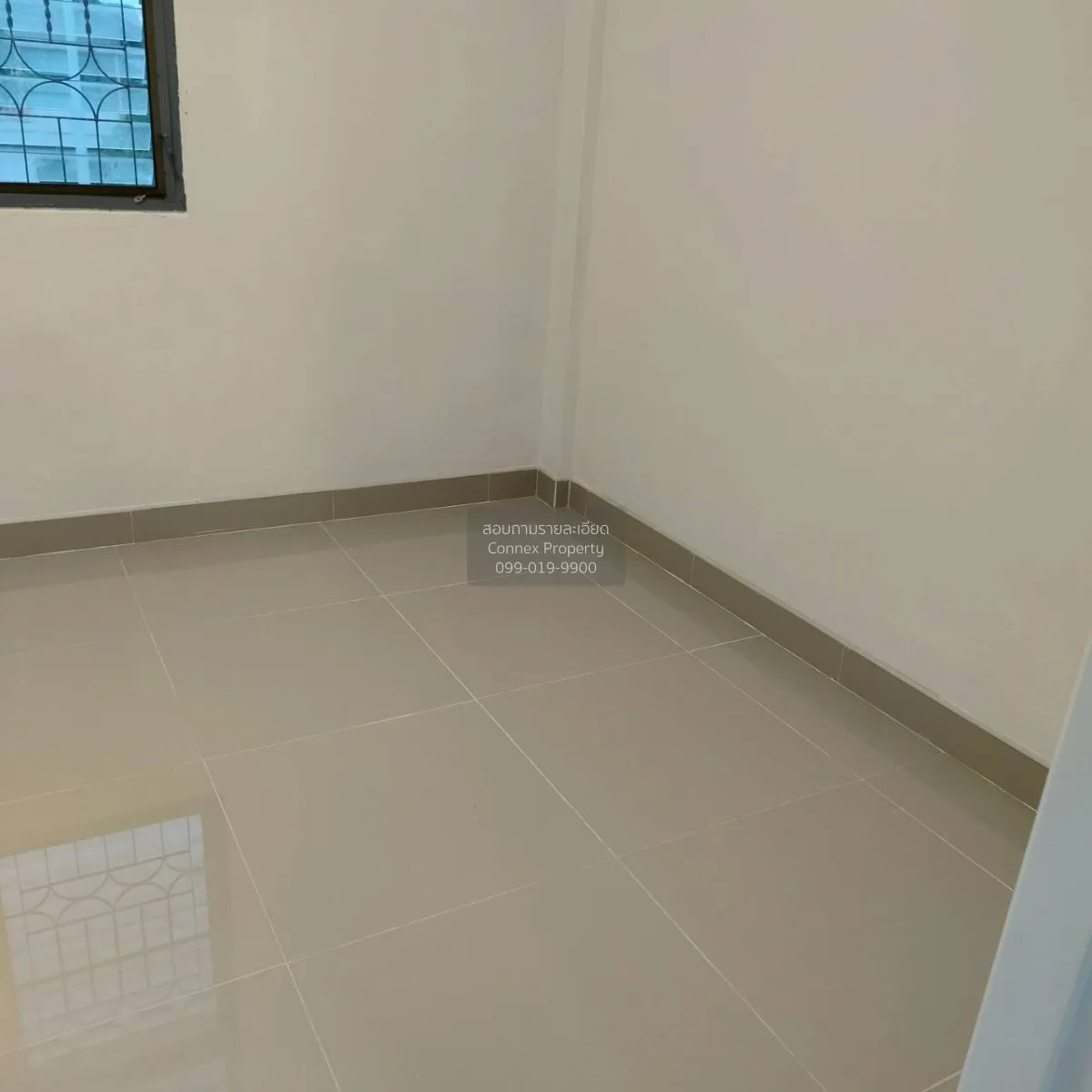 For Sale Townhouse/Townhome  , Ban Pradu Daeng , newly renovated 