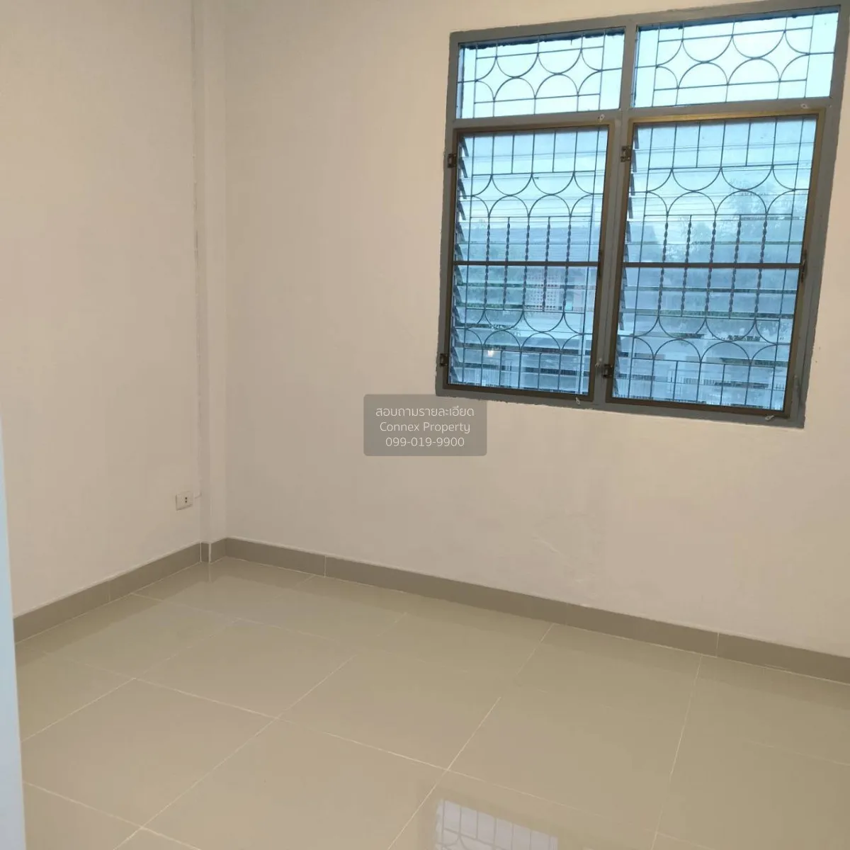 For Sale Townhouse/Townhome  , Ban Pradu Daeng , newly renovated 
