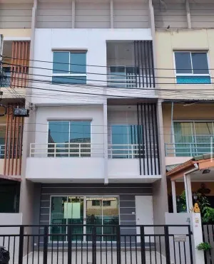 เช่าทาวน์เฮ้าส์/ทาวน์โฮม  เทมโป ทาวน์ รัตนาธิเบศร์ – ไทรม้า บางรักน้อย เมืองนนทบุรี นนทบุรี CX-170815