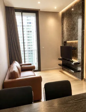 For Rent Condo , The Esse at Singha Complex , nice view , high floor , MRT-Phetchaburi , Bang Kapi , Huai Khwang , Bangkok , CX-170852