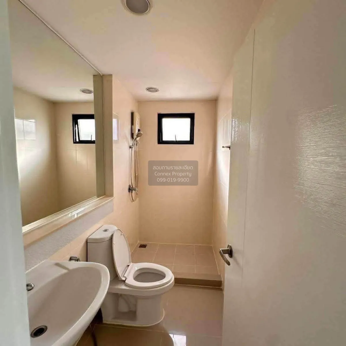 For Sale Townhouse/Townhome  , BAAN KLANG MUANG NAWAMIN 42 , Khlo