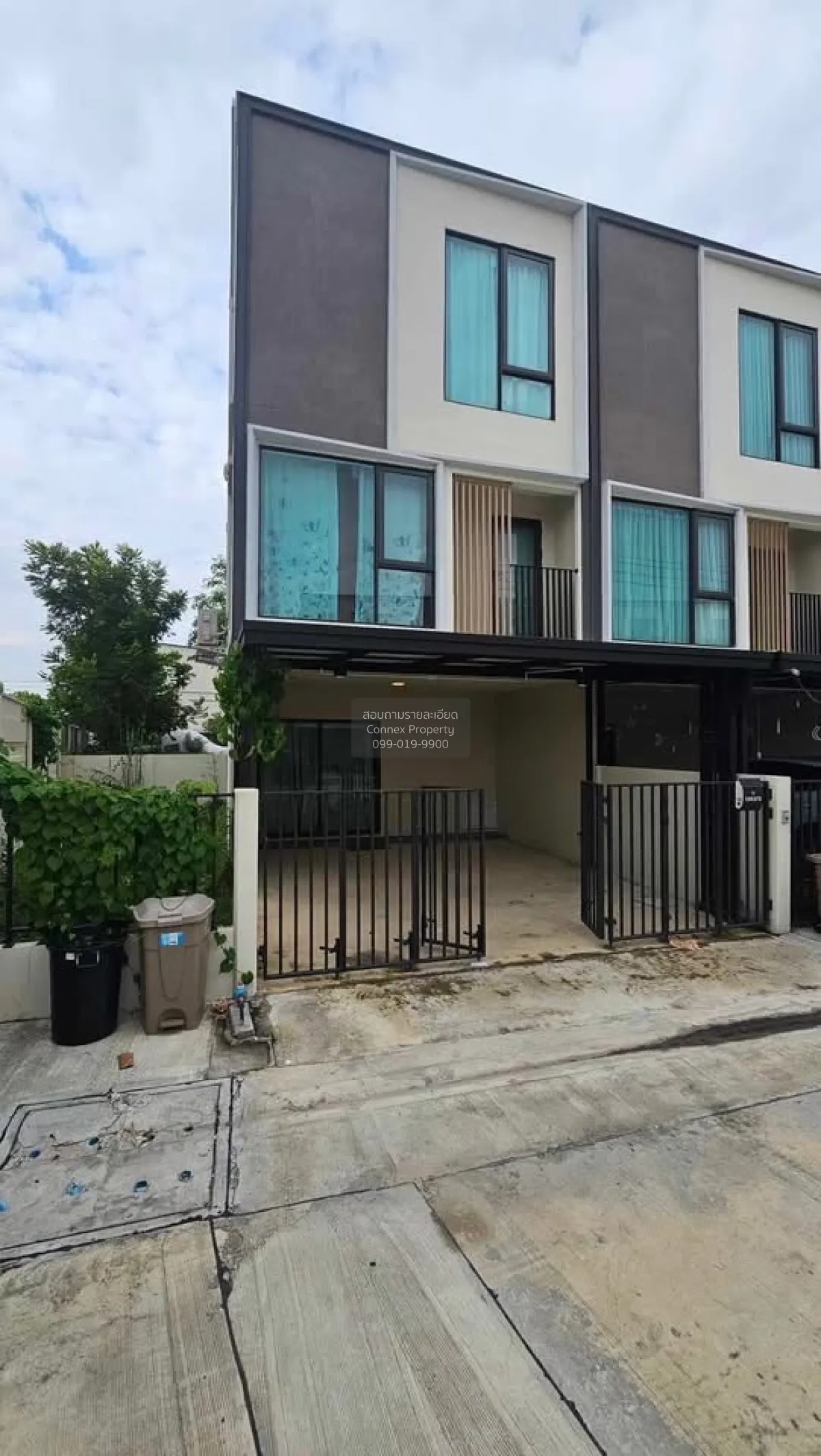 For Rent Townhouse/Townhome  , Altitude Kraf Bangna , Bang Kaeo ,