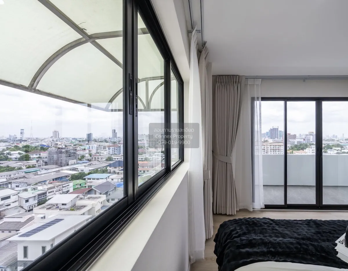 ขายคอนโด  เดอะ รอยัล วิภาวดี ห้องมุม รีโนเวทใหม่ ลาดยาว เขต จตุจั