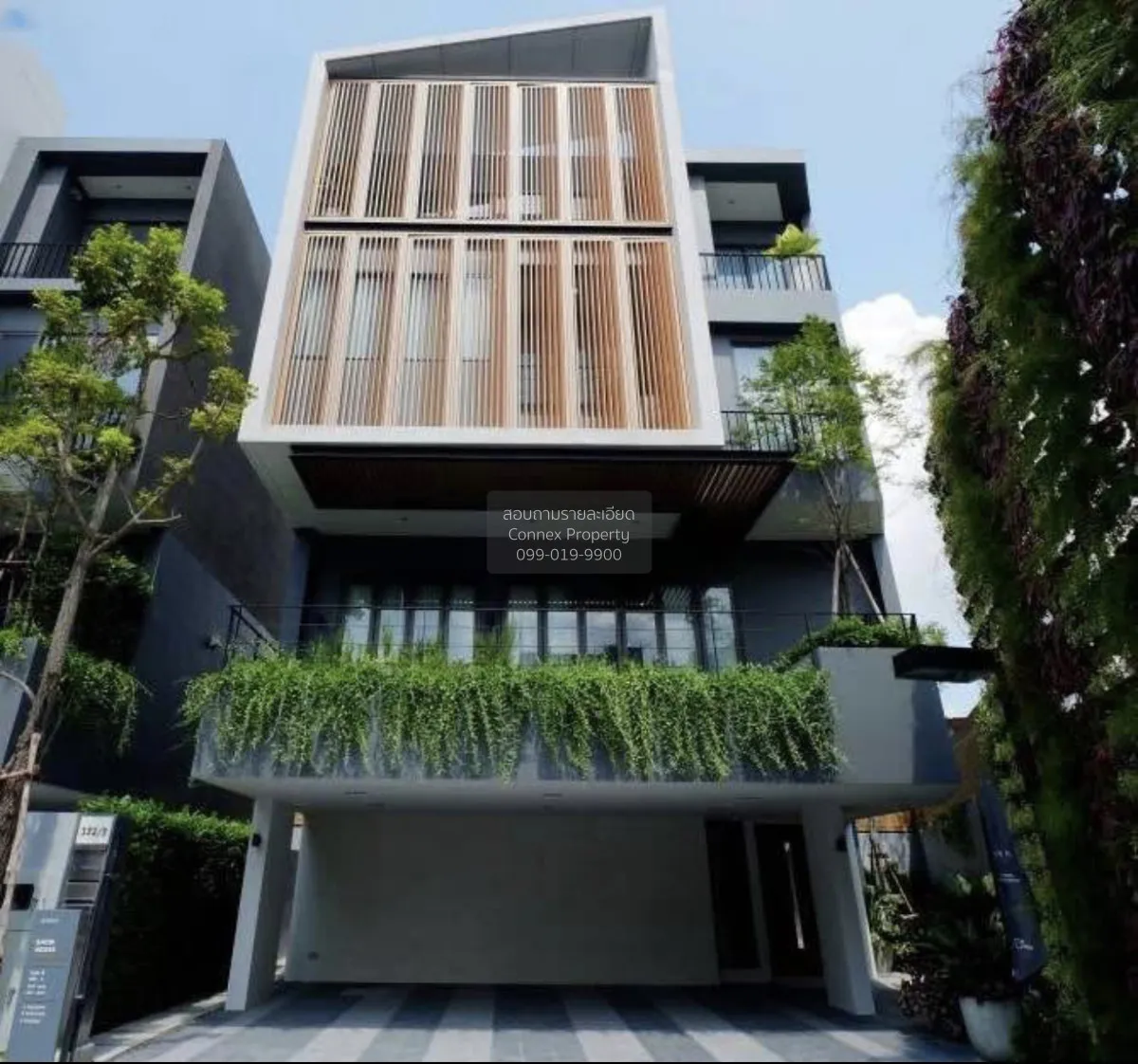 For Rent Townhouse/Townhome  , Arna Ekamai , nice view , wide fro 1