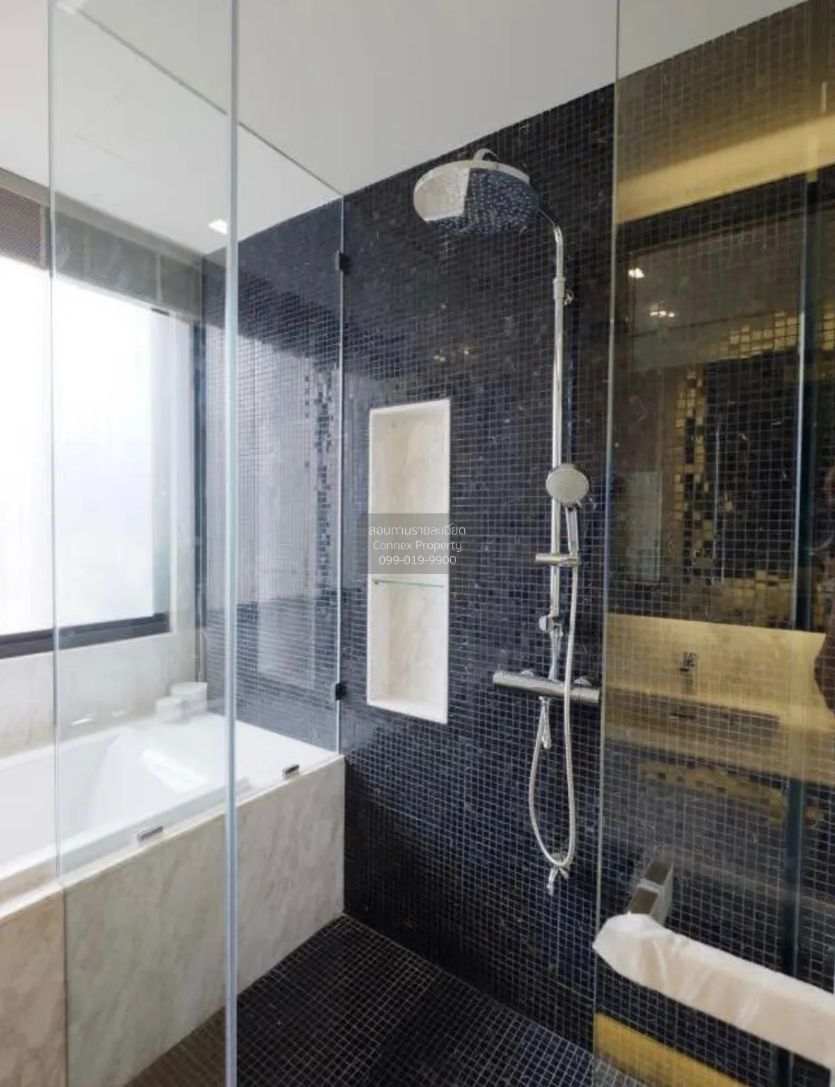For Rent Townhouse/Townhome  , Arna Ekamai , nice view , wide fro