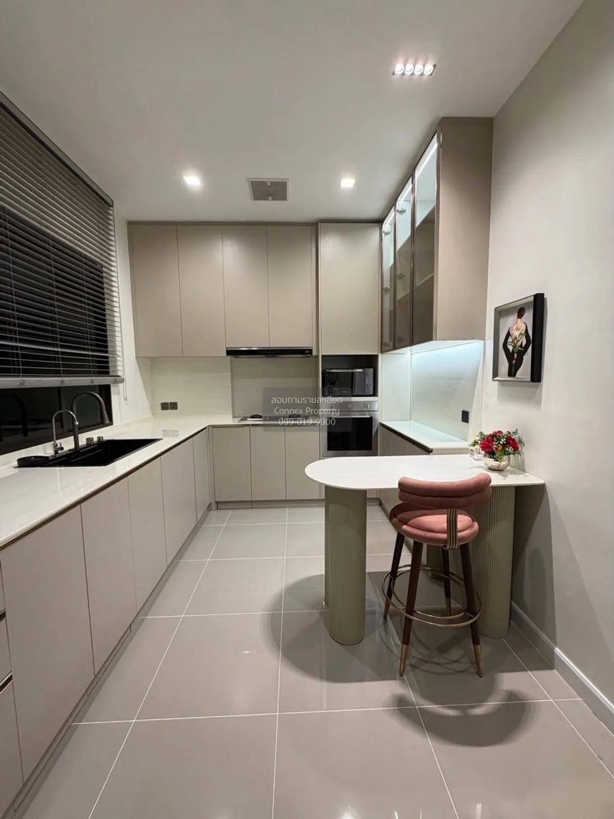 For Sale House , Grand Bangkok Boulevard Krungthepkreetha , Khlon