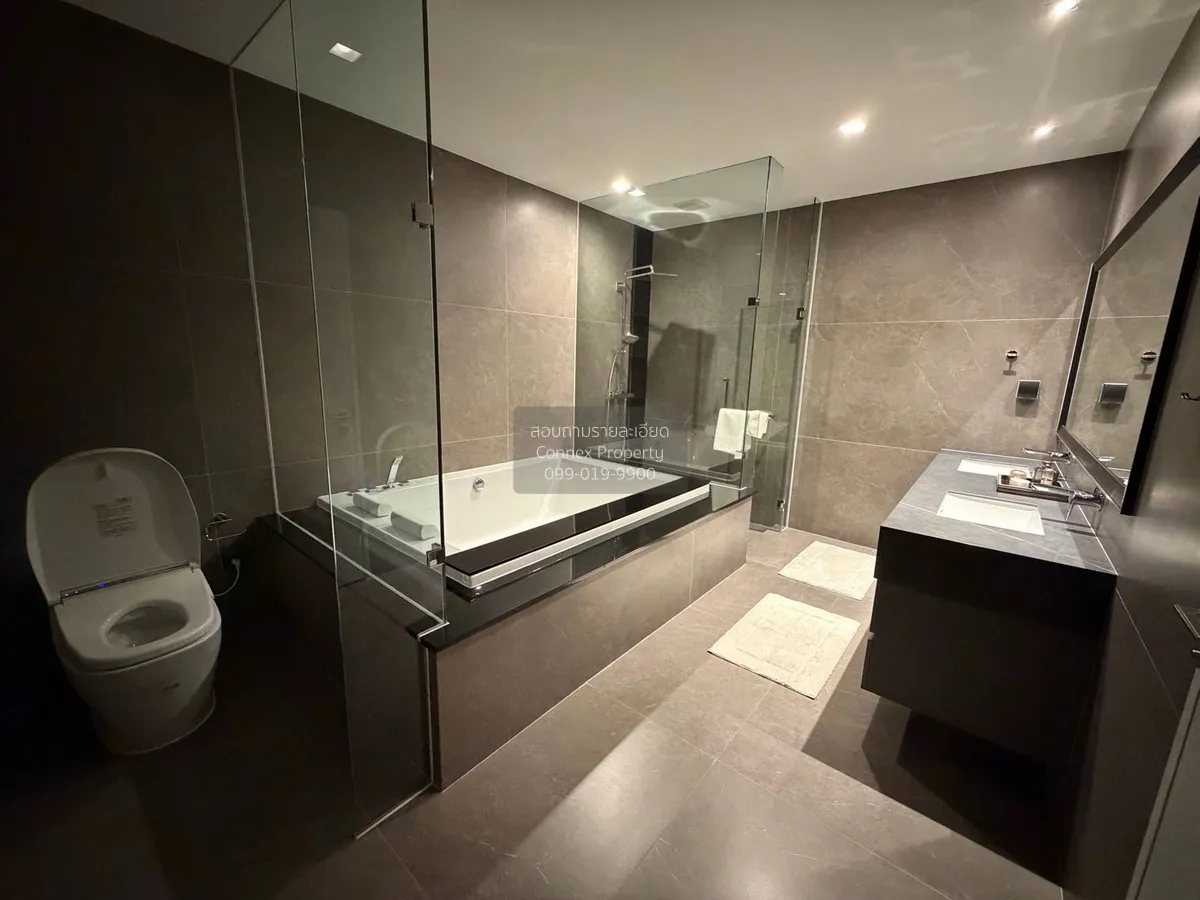 For Sale House , Grand Bangkok Boulevard Krungthepkreetha , Khlon