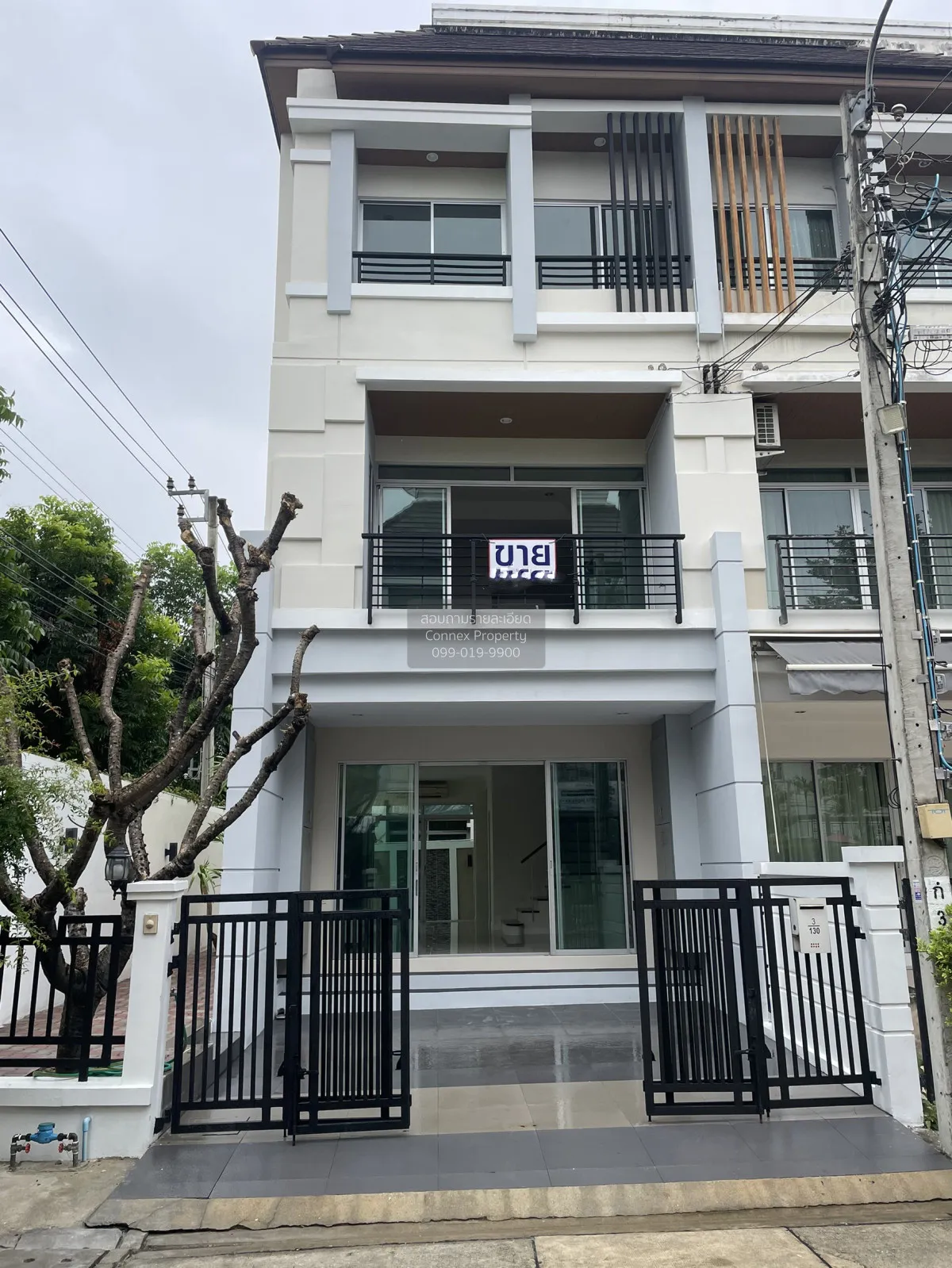 For Sale Townhouse/Townhome  , Baan Klang Muang Urbanion Srinakar 1