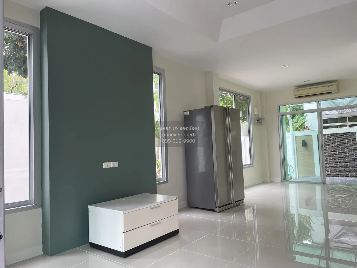 ขายทาวน์เฮ้าส์/ทาวน์โฮม  บ้านกลางเมือง เออร์บาเนี่ยน ศรีนครินทร์  2