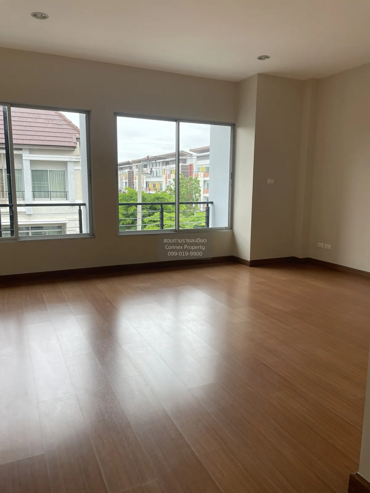 For Sale Townhouse/Townhome  , Baan Klang Muang Urbanion Srinakar