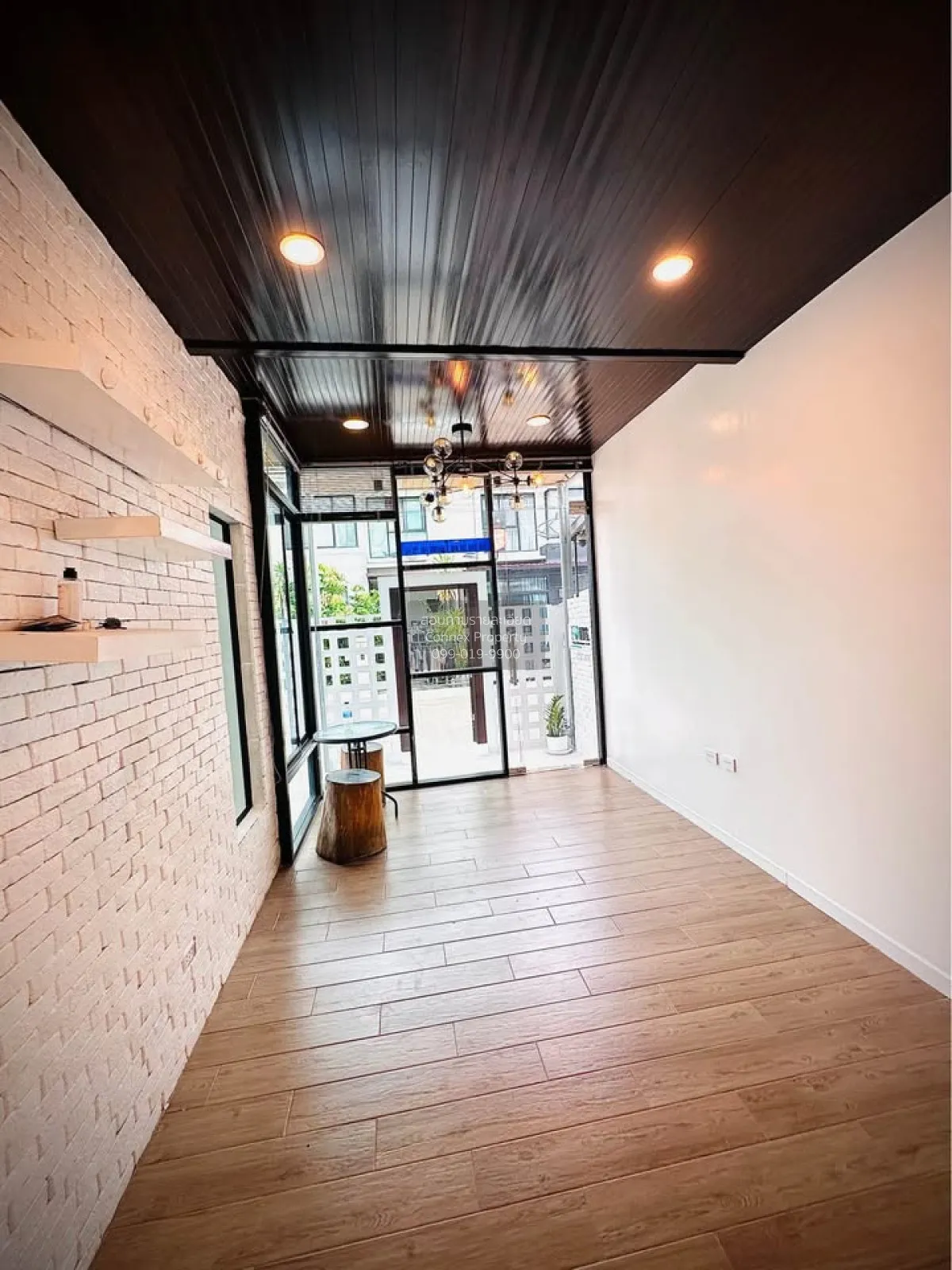 For Sale Townhouse/Townhome  , The Villa Bangbuathong , newly ren