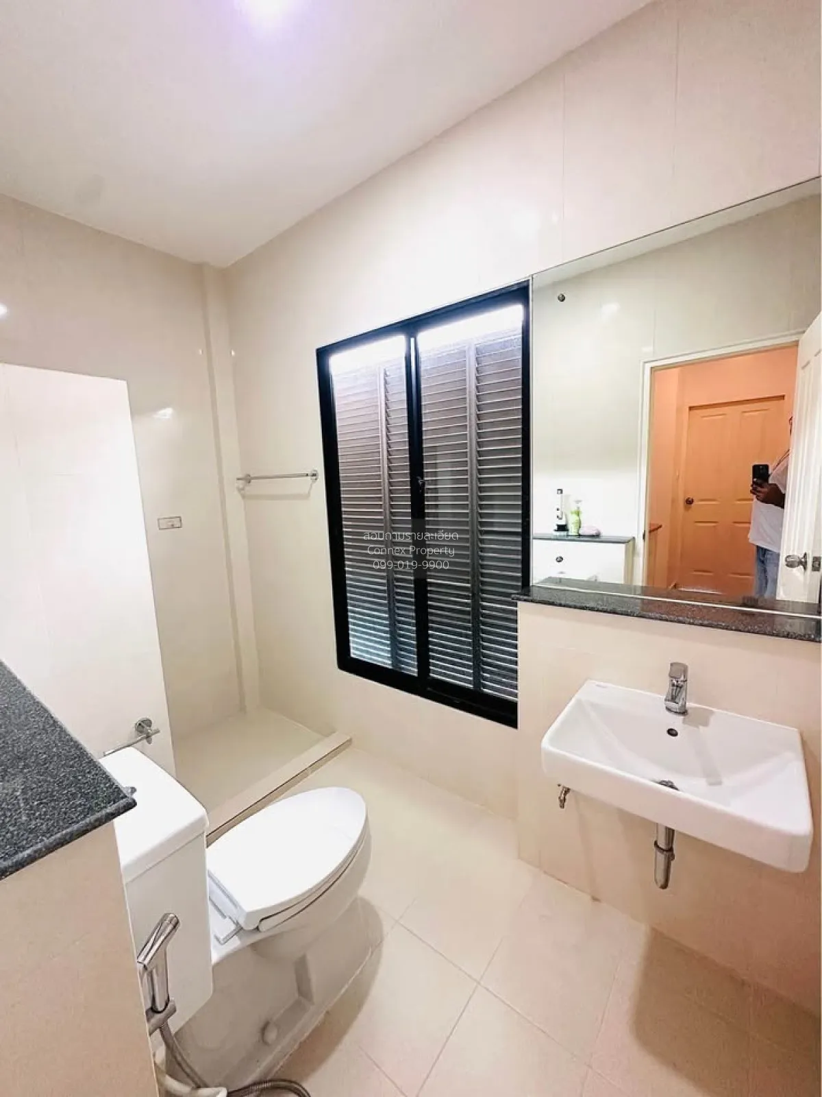 For Sale Townhouse/Townhome  , The Villa Bangbuathong , newly ren