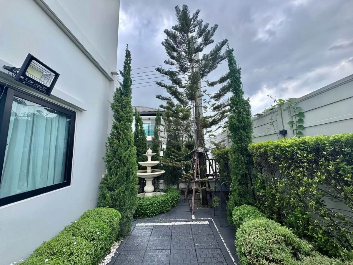 For Sale House , Grand Britania Wongwaen-Ramindra , corner unit ,