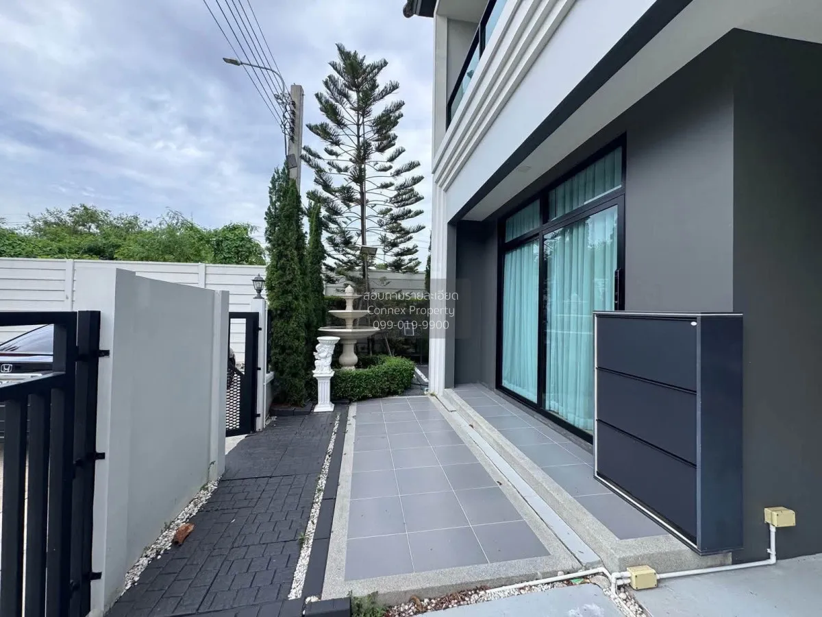 For Sale House , Grand Britania Wongwaen-Ramindra , corner unit ,