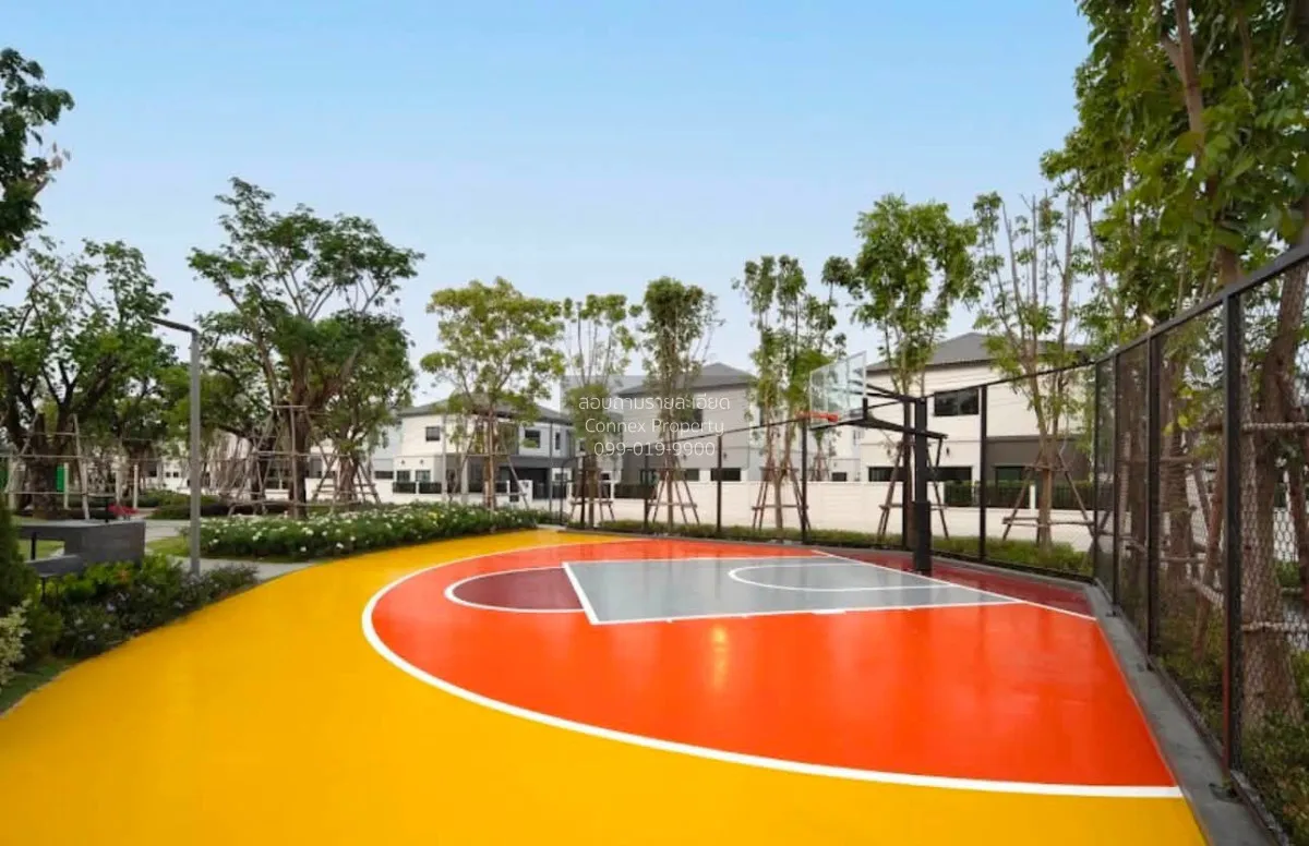 For Sale House , Grand Britania Wongwaen-Ramindra , corner unit ,