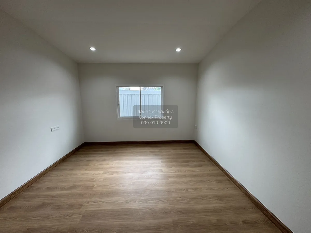 For Sale Townhome, Baan Amornphan ,Ladprao Wanghin 74 , newly ren