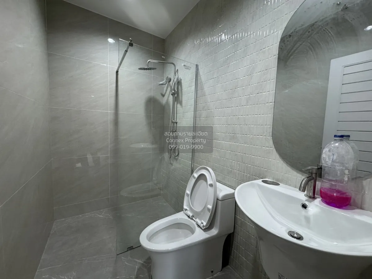 For Sale Townhome, Baan Amornphan ,Ladprao Wanghin 74 , newly ren