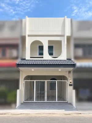 ขายบ้าน  บ้านอมรพันธ์ 9 รีโนเวทใหม่ ลาดพร้าว เขต ลาดพร้าว กรุงเทพ CX-171225