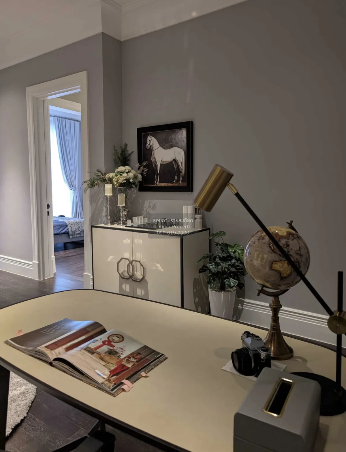 For Sale Condo , 98 Wireless , nice view , corner unit , wide fro