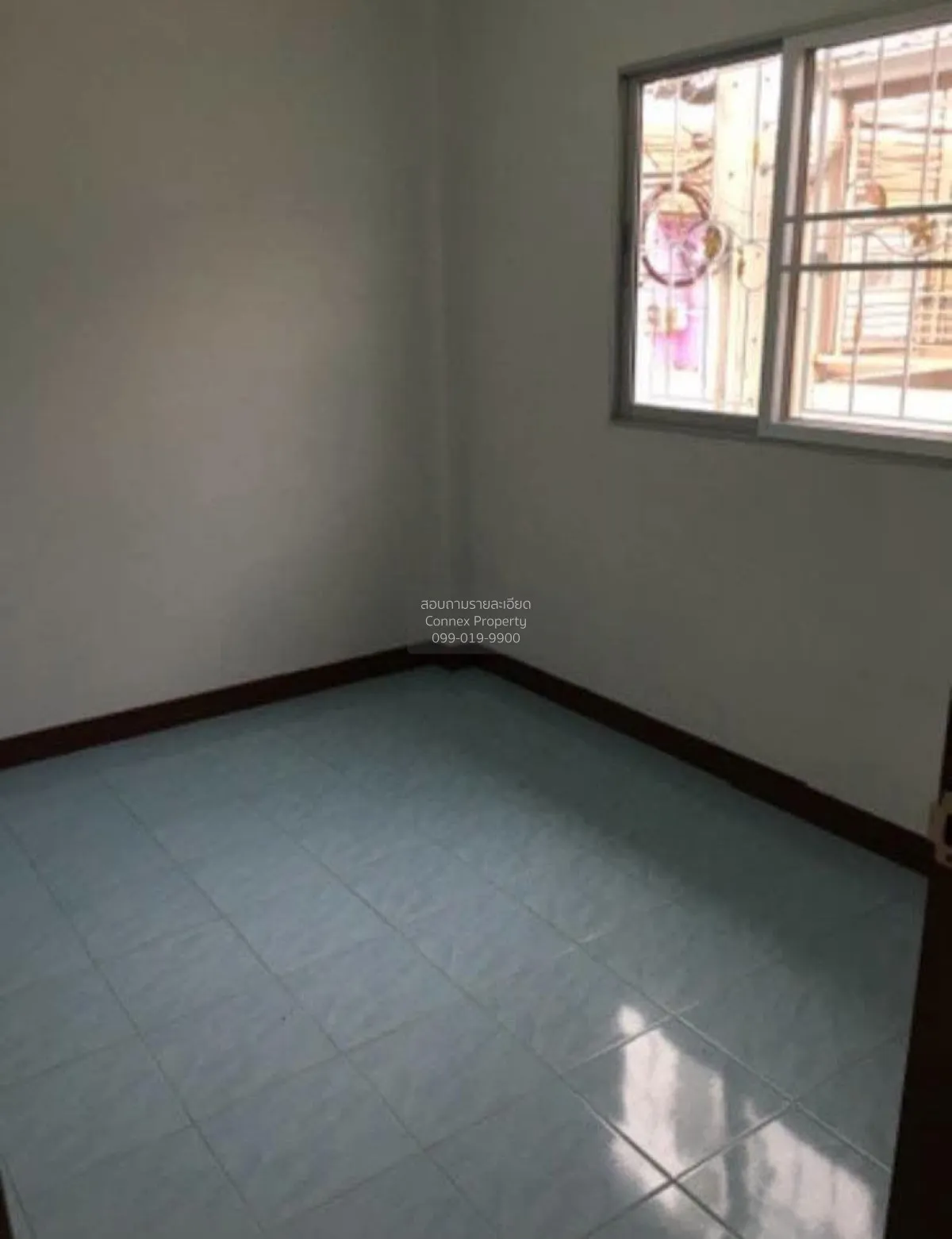 For Rent Townhouse/Townhome  , Arun Thong 5 , corner unit , Nong  2