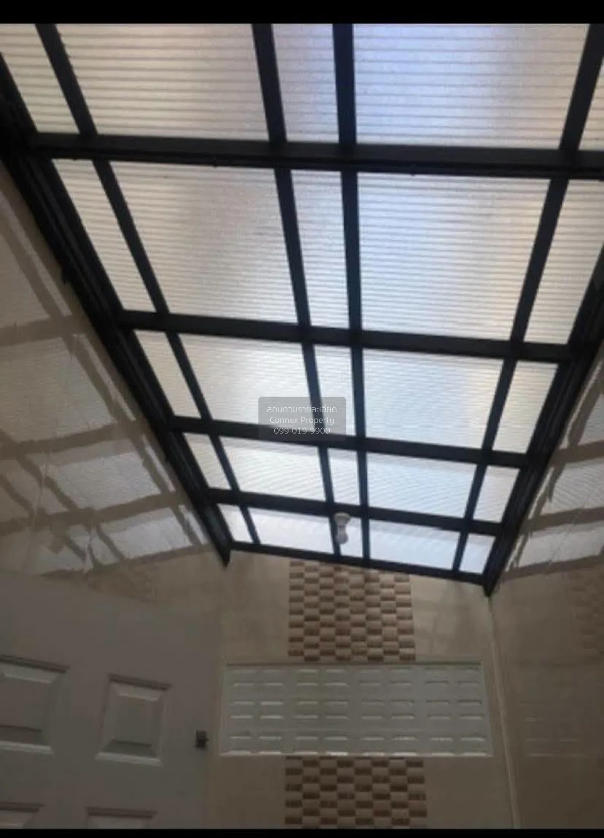 For Rent Townhouse/Townhome  , Arun Thong 5 , corner unit , Nong 