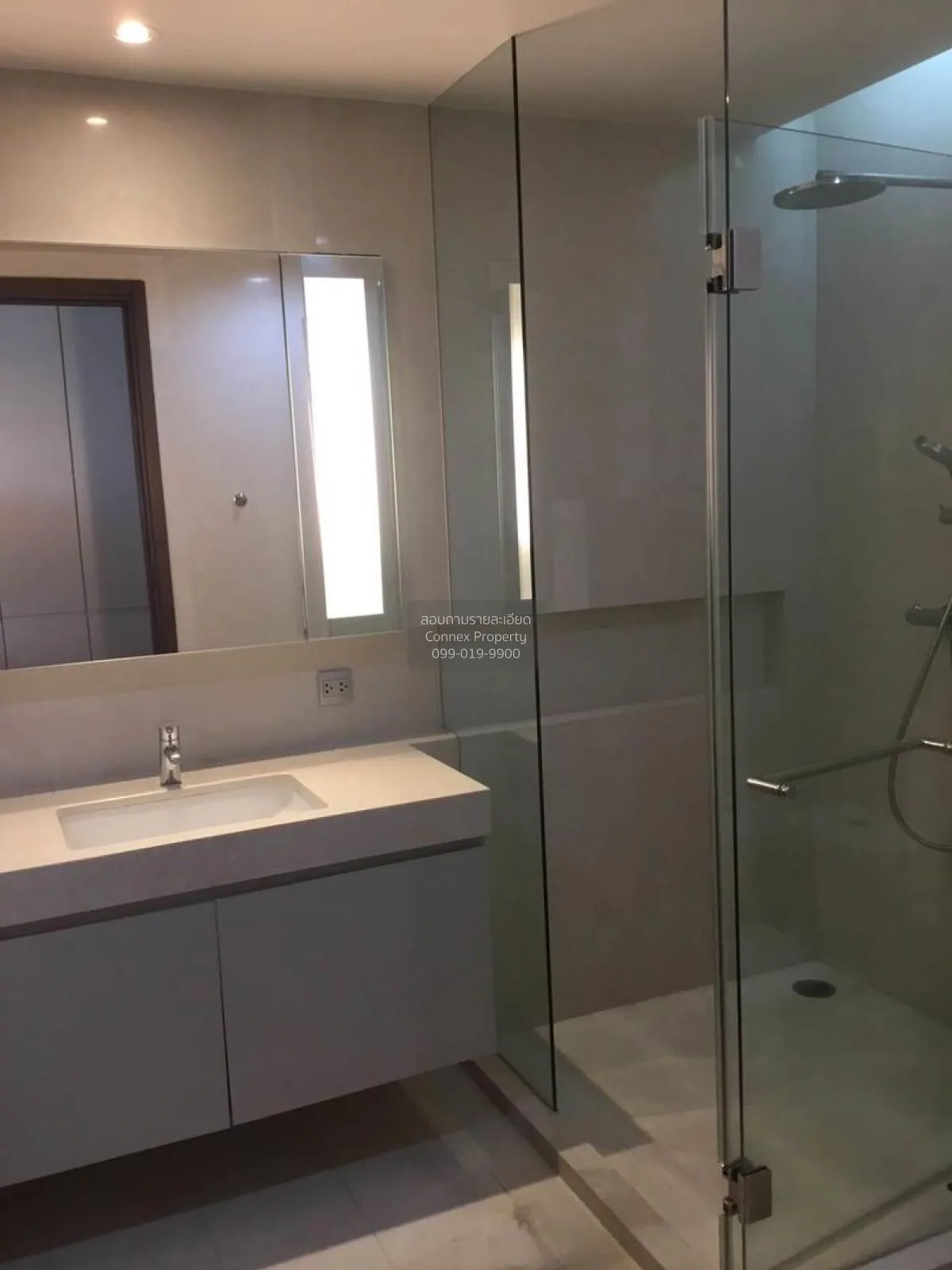 เช่าคอนโด  ควอทโทร บาย แสนสิริ BTS-ทองหล่อ คลองตันเหนือ เขต วัฒนา