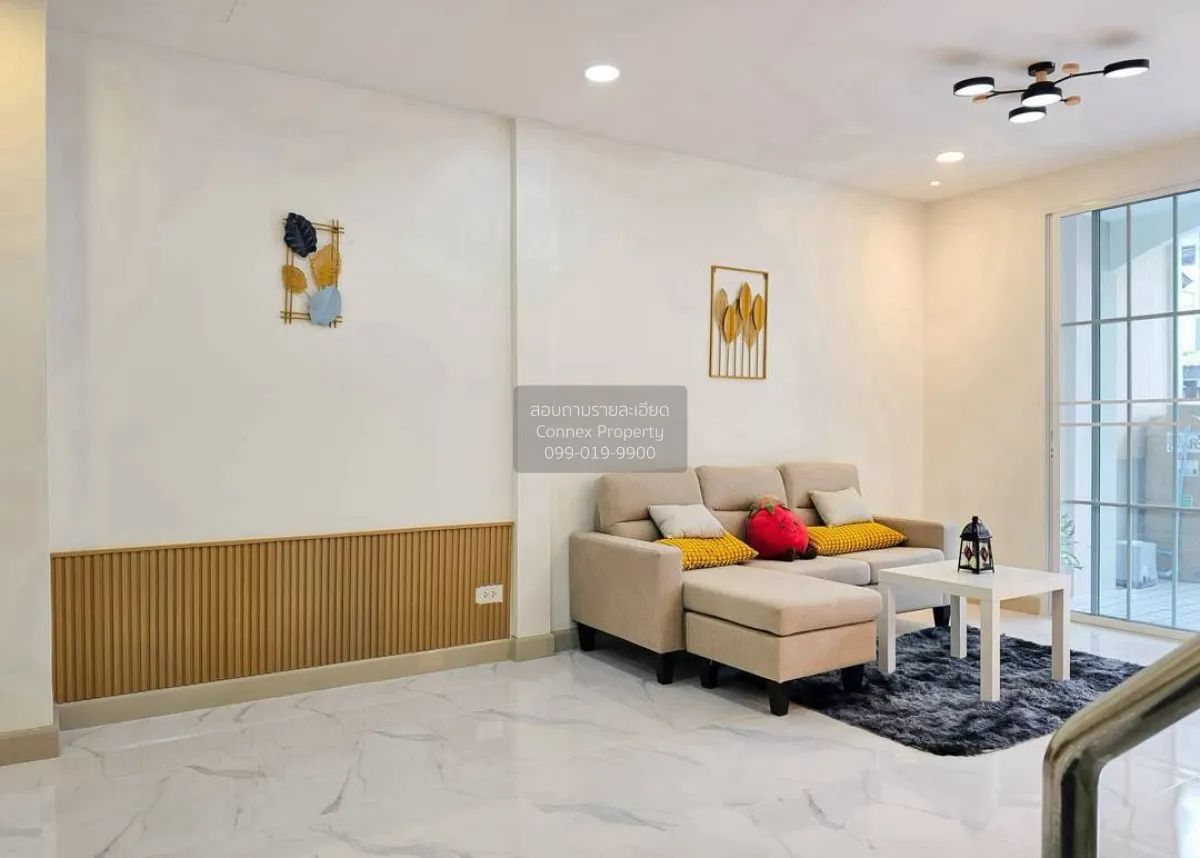 ขายทาวน์เฮ้าส์/ทาวน์โฮม  บ้านสุชา รีโนเวทใหม่ ละหาร บางบัวทอง นนท 4