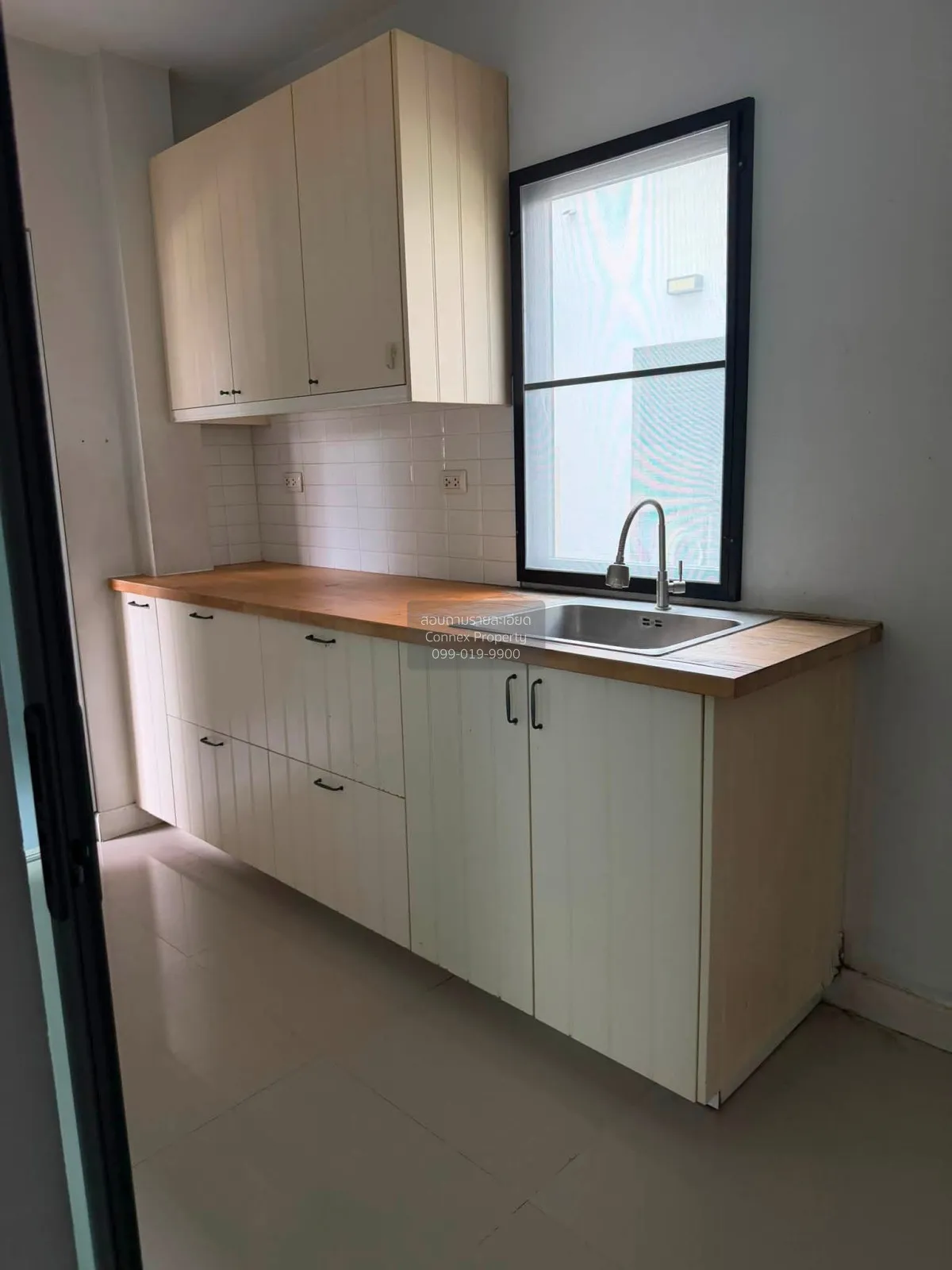 For Rent House , Venue Tiwanon - Rangsit , Bang Kadi , Mueang Pat