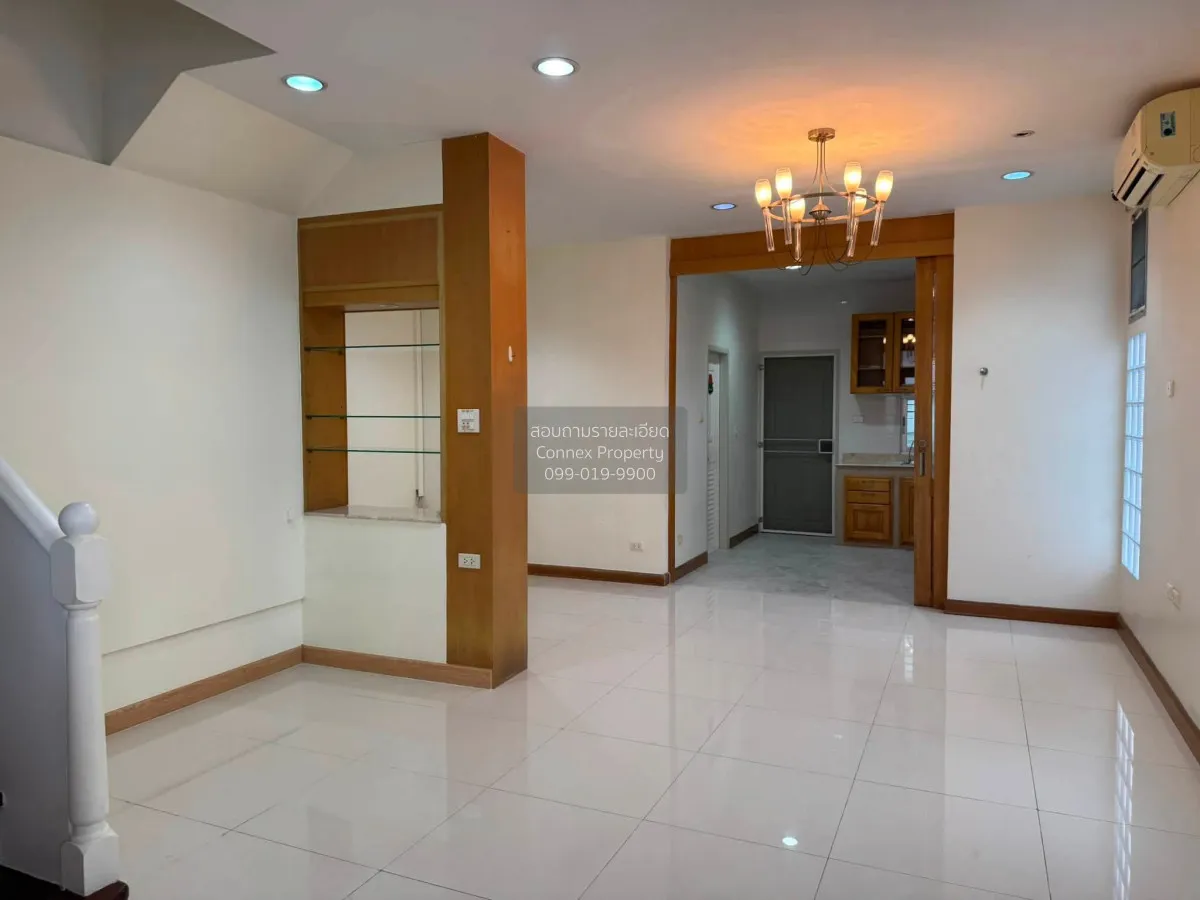 For Rent Townhouse/Townhome  , Baan Klang Krung Sathorn-Narathiwa 2