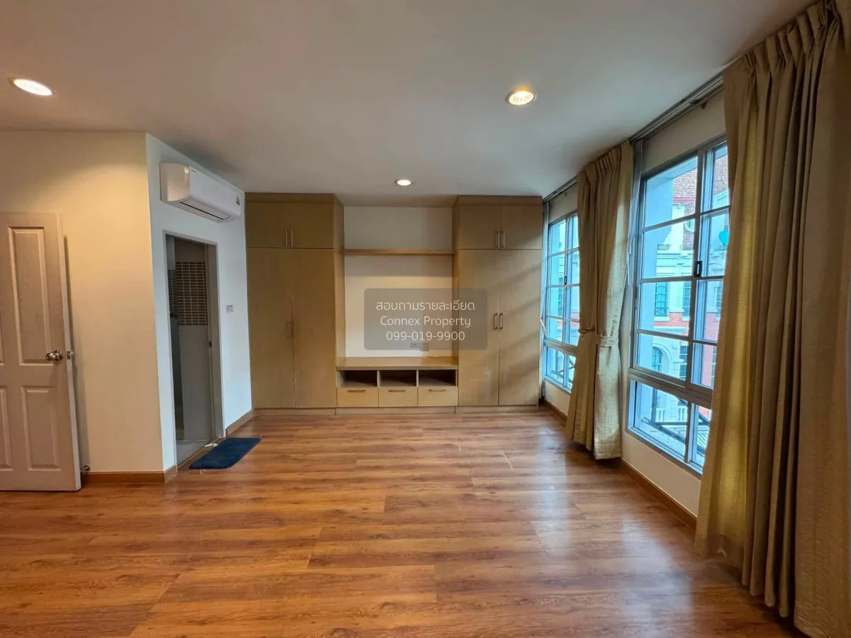 For Rent Townhouse/Townhome  , Baan Klang Krung Sathorn-Narathiwa