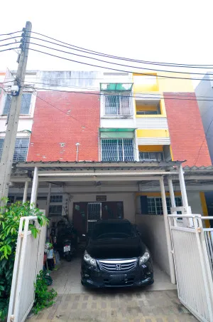 ขายทาวน์เฮ้าส์/ทาวน์โฮม  ซิตี้ทาวน์โฮม ลาดพร้าว 80 MRT-ลาดพร้าว 71 (สายสีเหลือง) วังทองหลาง เขต วังทองหลาง กรุงเทพ CX-171466